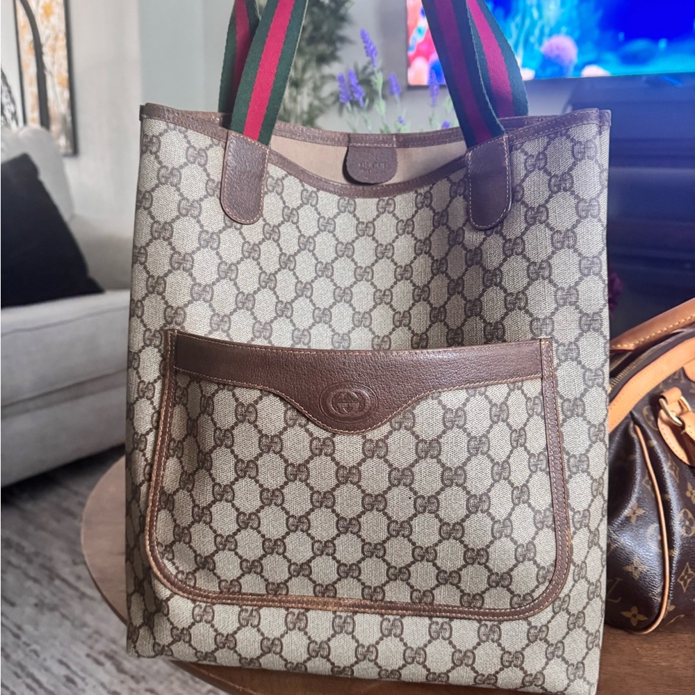 Vintage Gucci Beige and Brown Tote Bag - Picture 2 of 13